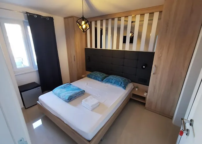 Elizabeta Deluxe Gæstehus 3*