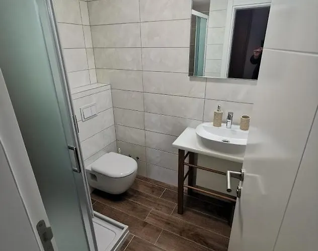 Elizabeta Deluxe Gæstehus 3*