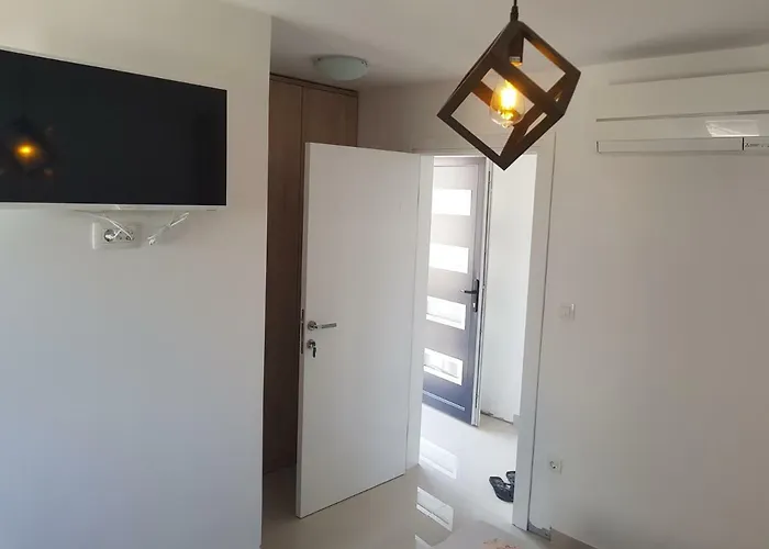 Elizabeta Deluxe Biograd Na Moru