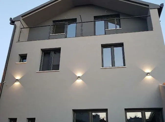 Elizabeta Deluxe Biograd Na Moru