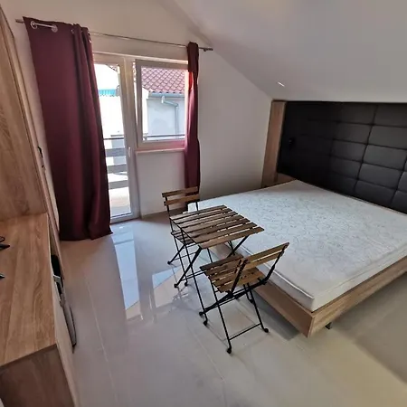 Elizabeta Deluxe Guest house