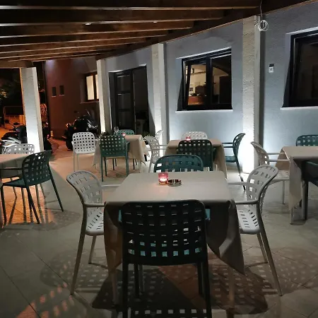 Elizabeta Deluxe Guest house *